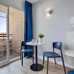 Sol 39 By Ivi Real Estate Торремолінос